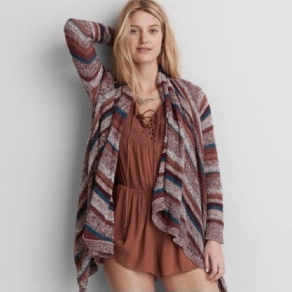 Gorgeous and versatile American Eagle waterfall open cardigan EUC